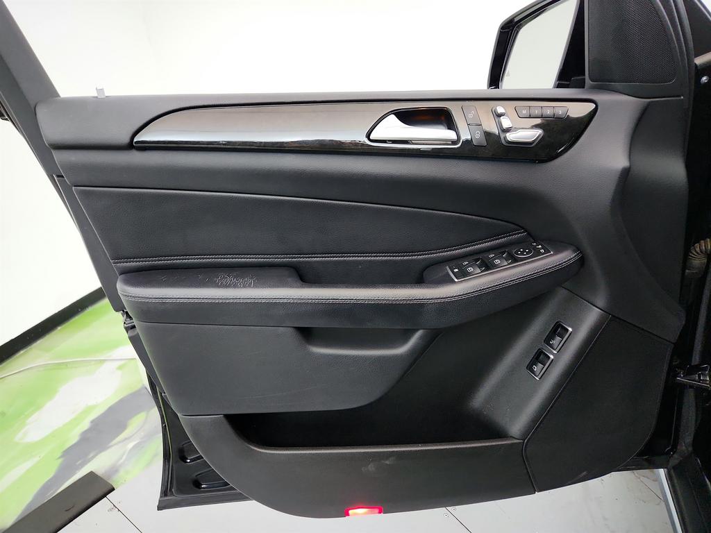 2019 Mercedes-Benz GLS GLS450 photo