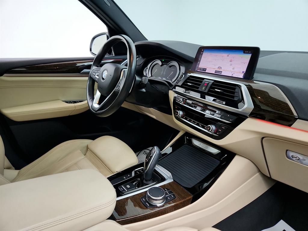 2019 BMW X3 Xdrive30i photo