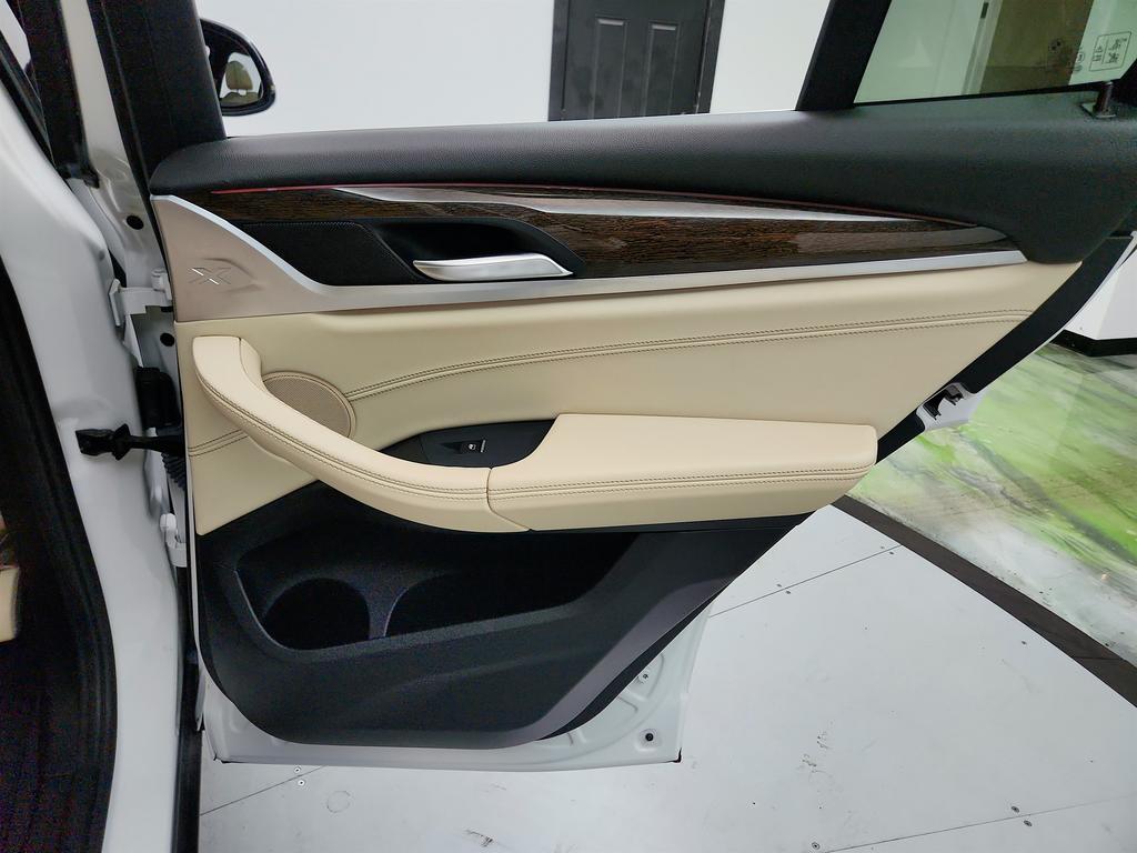 2019 BMW X3 Xdrive30i photo