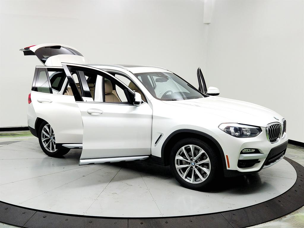 2019 BMW X3 Xdrive30i photo