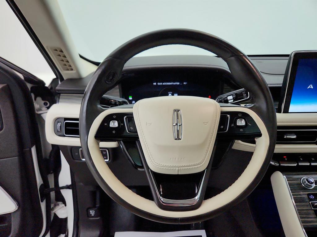 2020 Lincoln Aviator Black Label photo