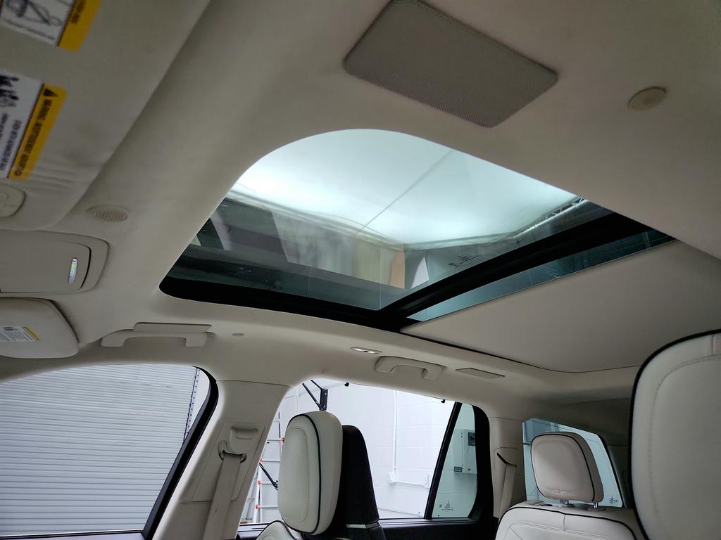 2020 Lincoln Aviator Black Label photo