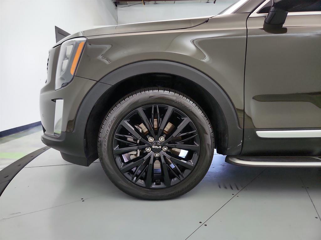 2022 Kia Telluride SX photo