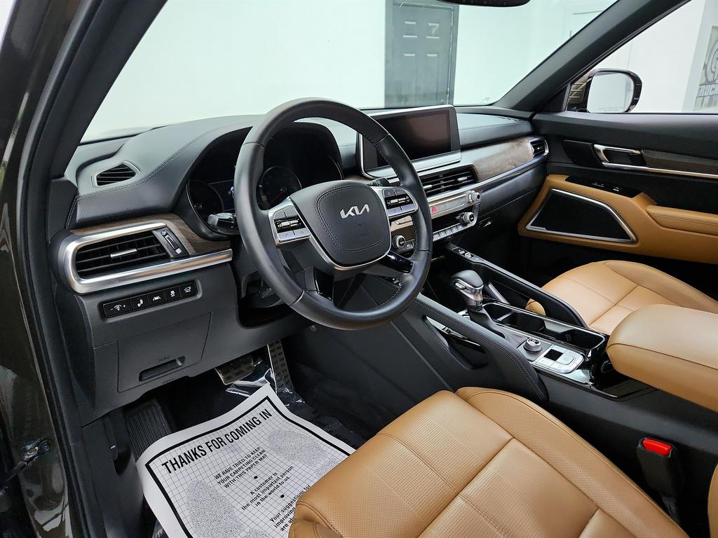 2022 Kia Telluride SX photo