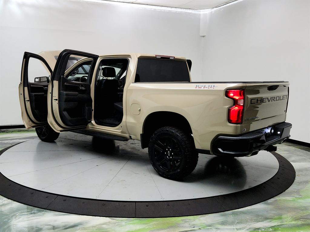 2023 Chevrolet Silverado 1500 LT TB photo
