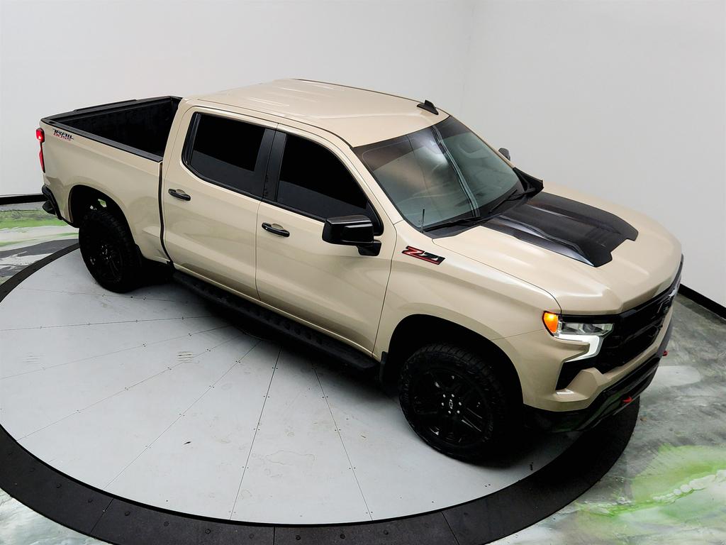 2023 Chevrolet Silverado 1500 LT TB photo
