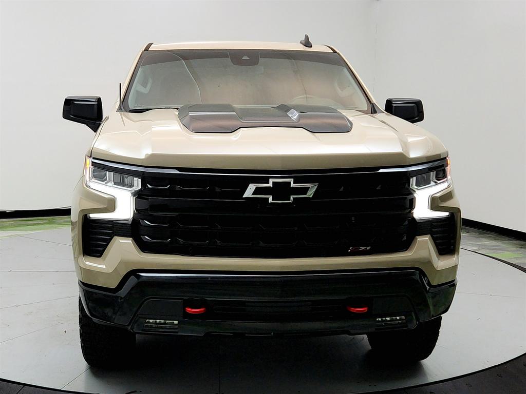 2023 Chevrolet Silverado 1500 LT TB photo