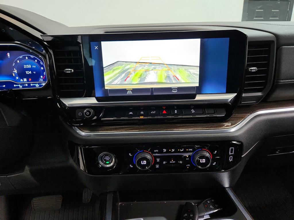 2023 Chevrolet Silverado 1500 LT TB photo