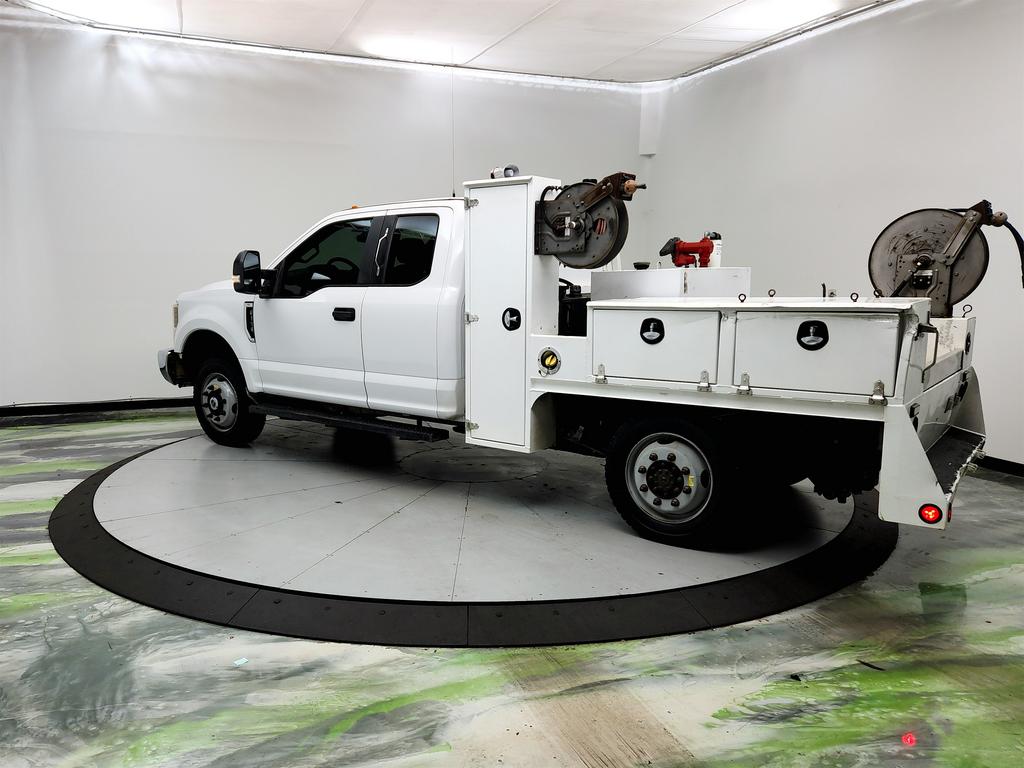 2018 Ford F-350 - $14,995