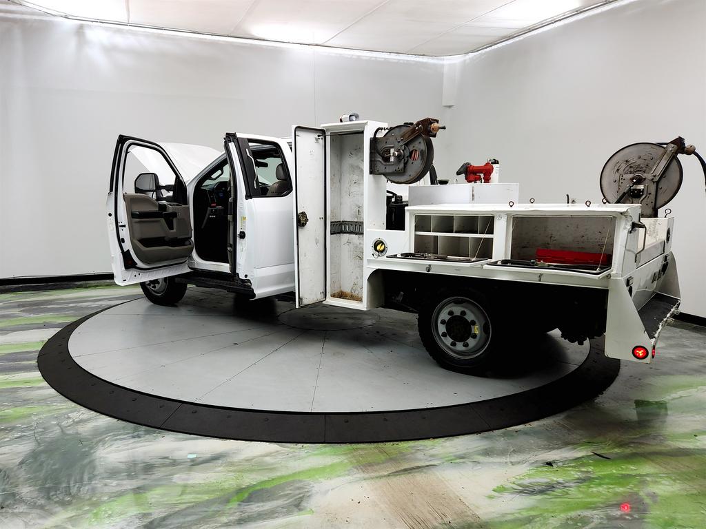 2018 Ford F-350 - $14,995