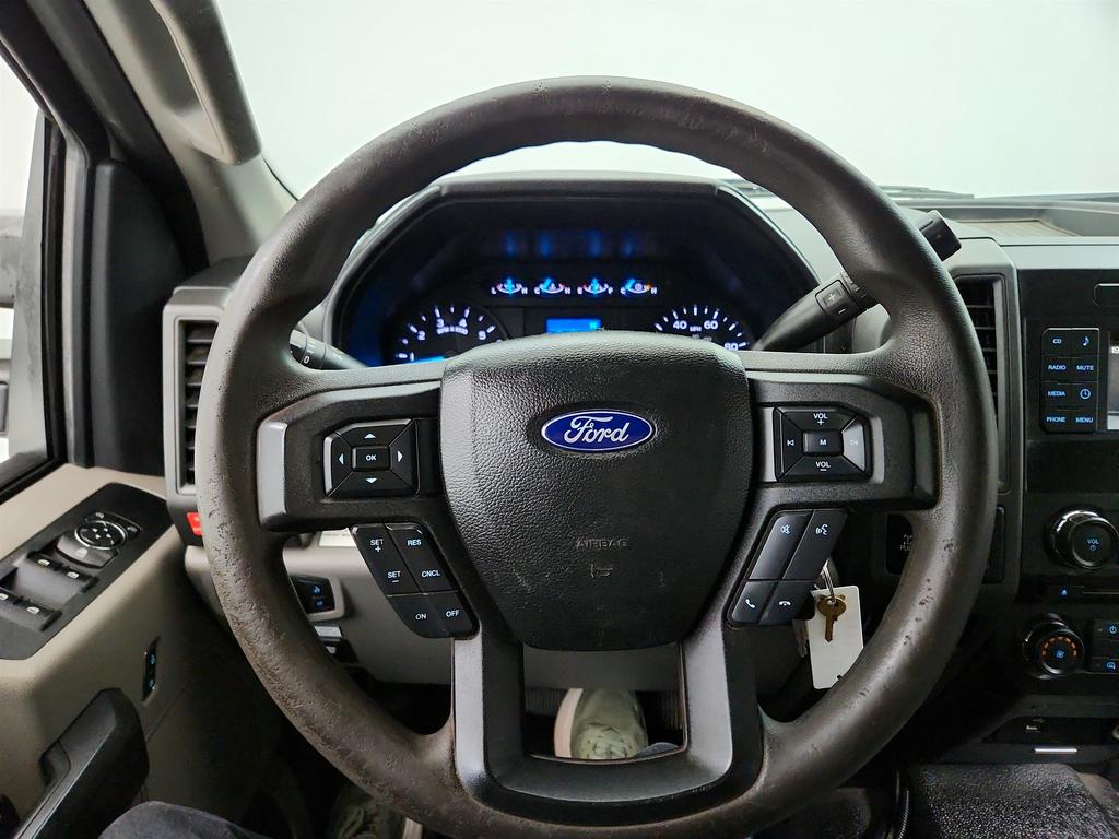 2018 Ford F-350 - $14,995