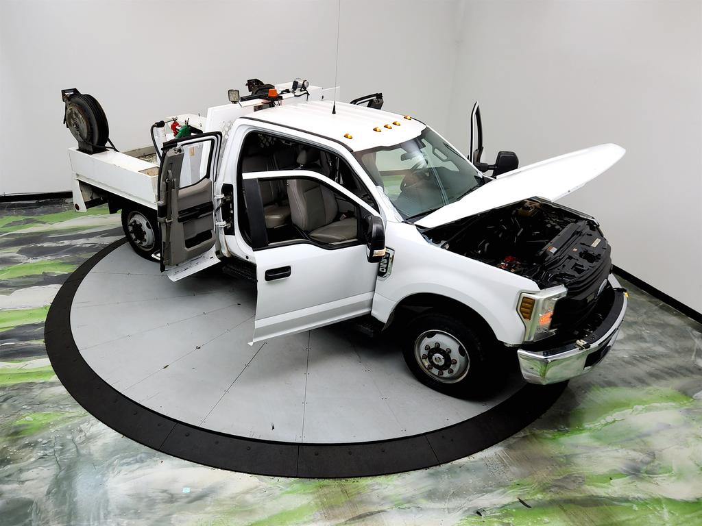2018 Ford F-350 - $14,995