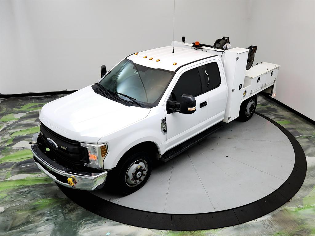 2018 Ford F-350 - $14,995