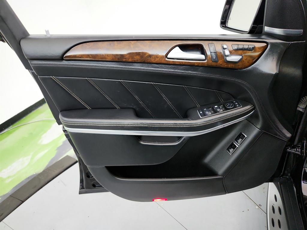 2017 Mercedes-Benz GLS - $21,350