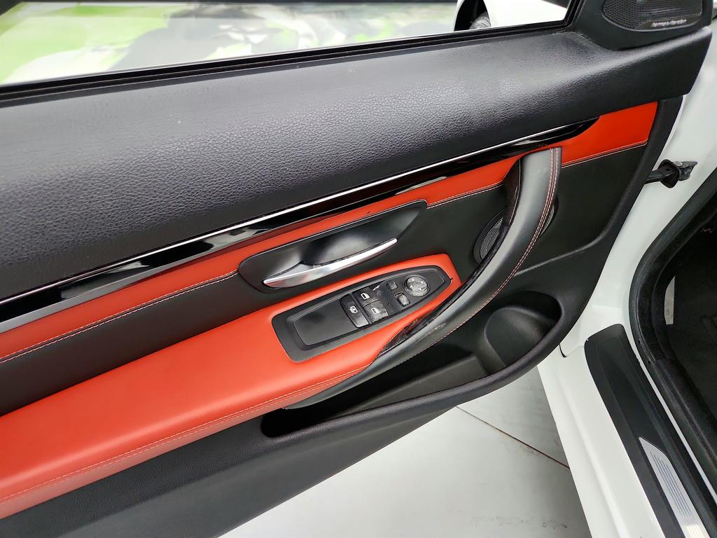 2015 BMW M - $31,995