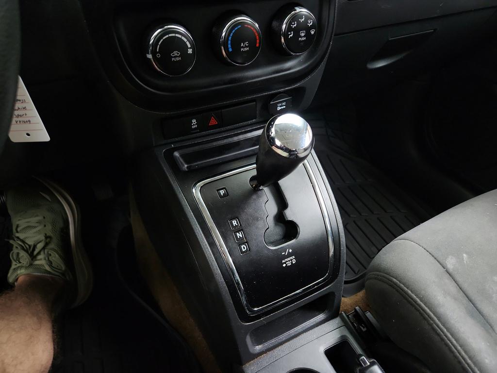 2014 Jeep Compass - $2,850