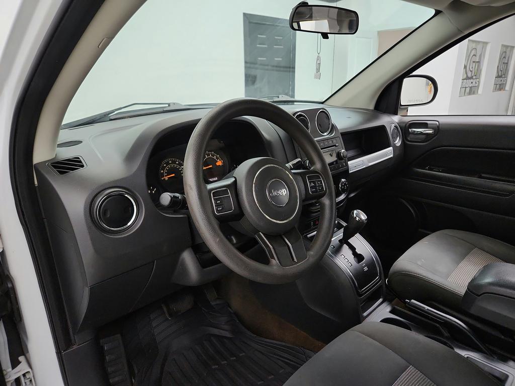 2014 Jeep Compass - $2,850