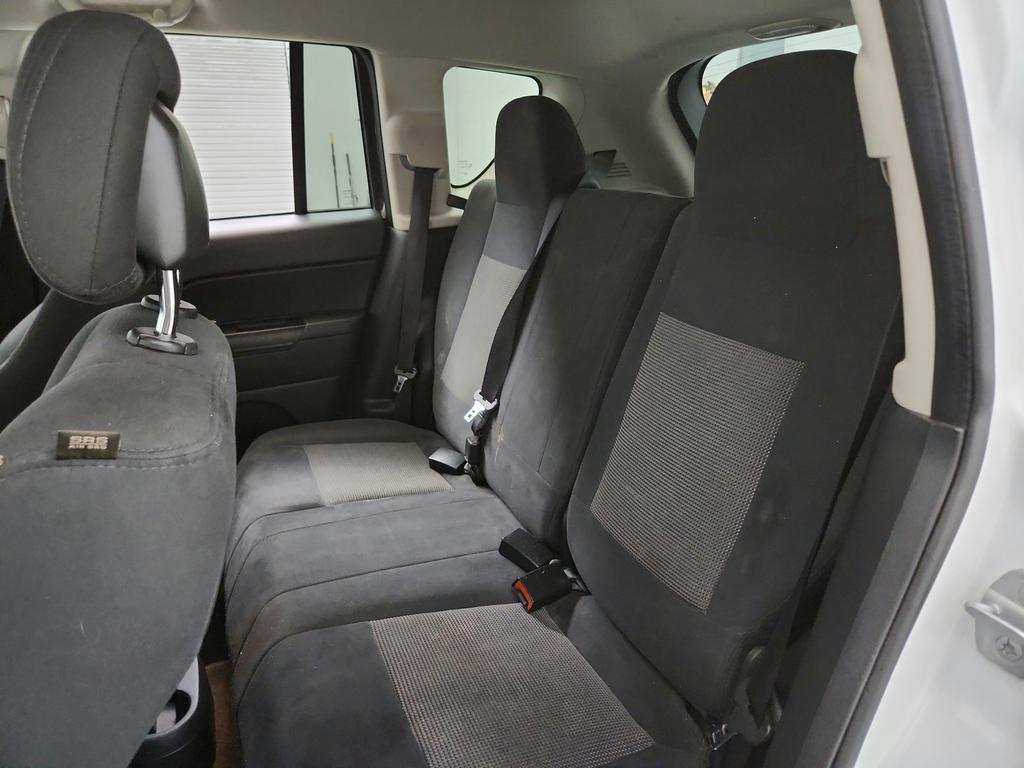 2014 Jeep Compass - $2,850