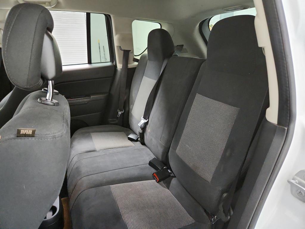 2014 Jeep Compass - $2,850