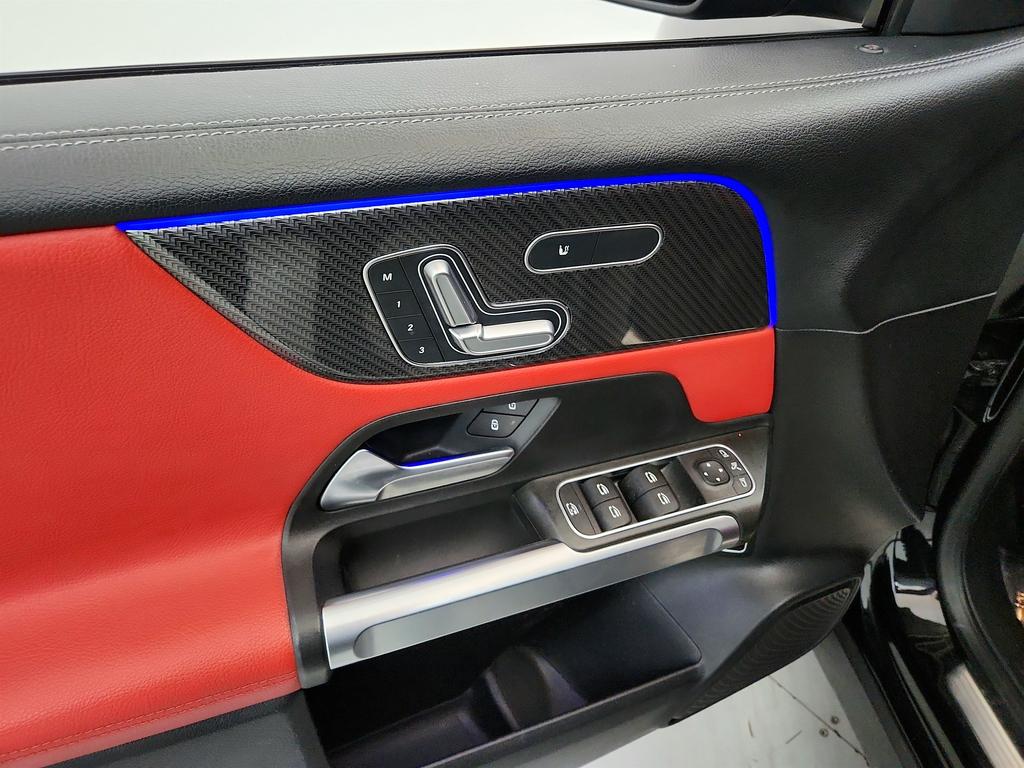 2021 Mercedes-Benz GLB - $19,195