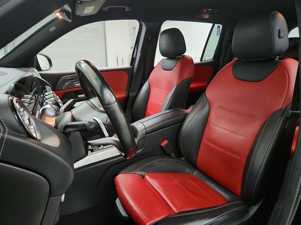 2021 Mercedes-Benz GLB - $19,195