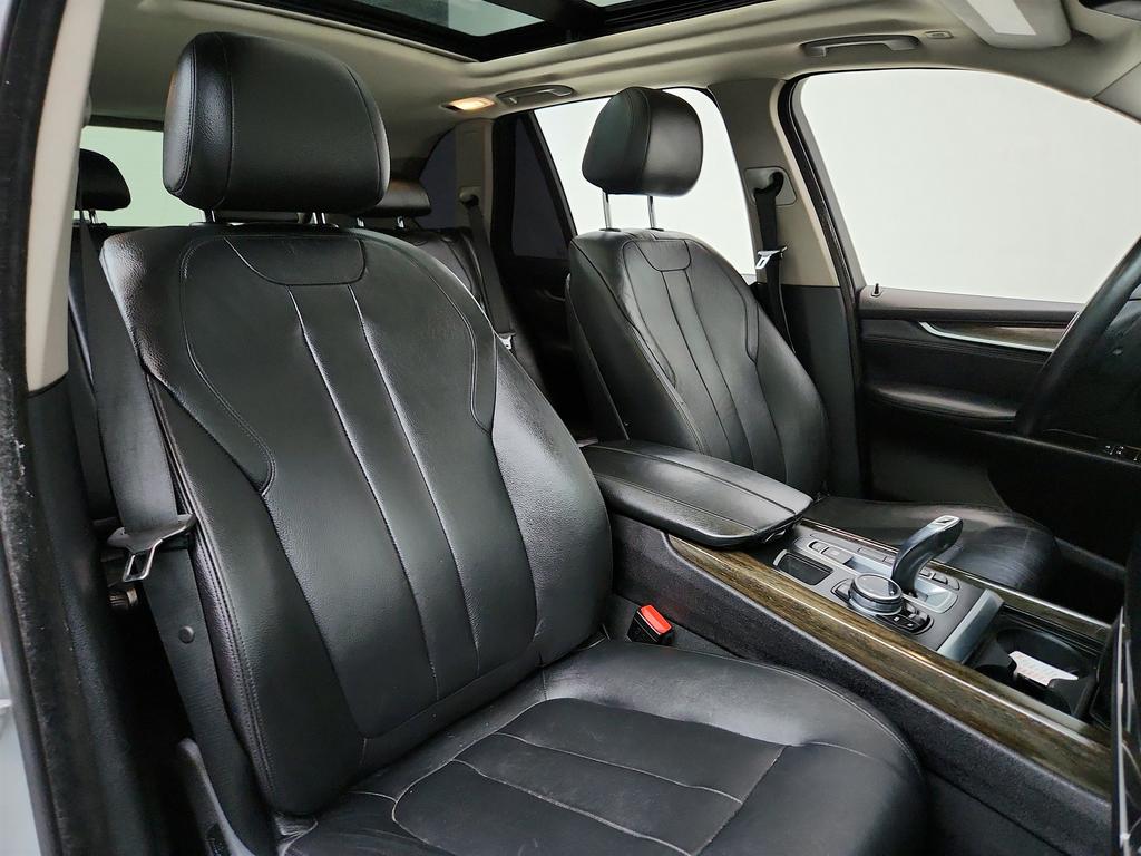 2014 BMW X5 - $9,395