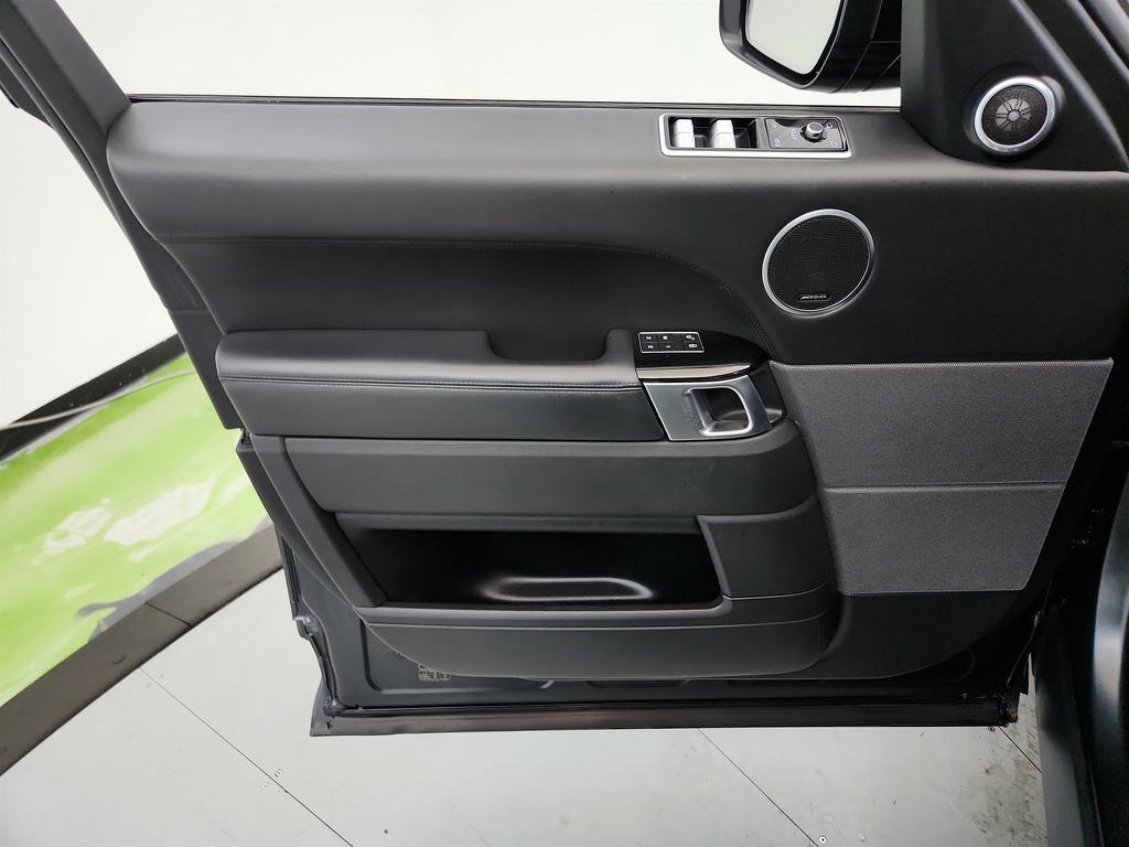 2020 Land Rover Range Rover Sport - $28,650