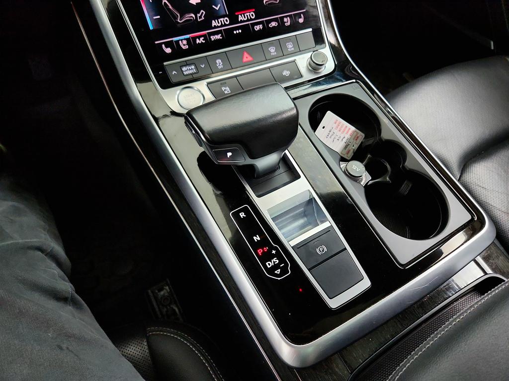 2019 Audi Q8 - $20,250