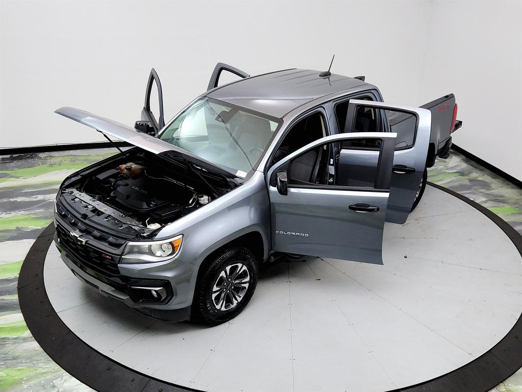 2021 Chevrolet Colorado - $17,995