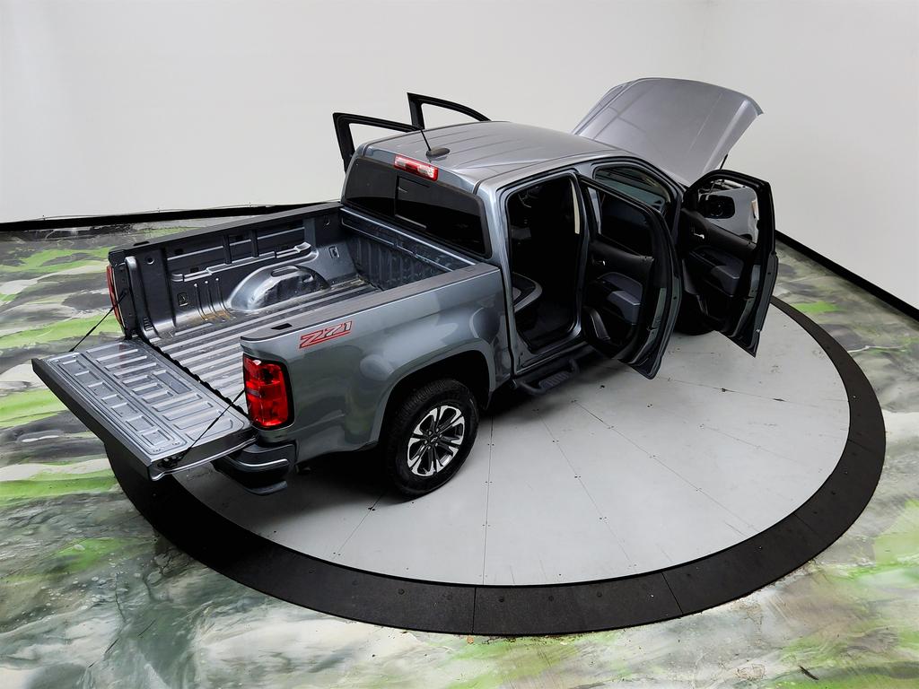 2021 Chevrolet Colorado - $17,995