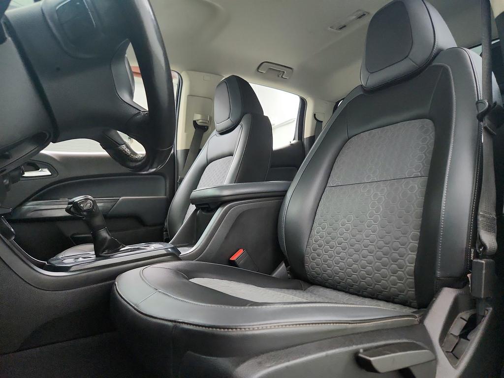 2021 Chevrolet Colorado - $17,995