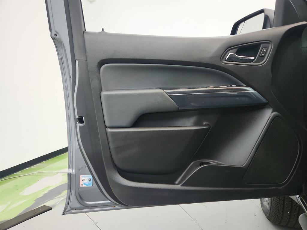 2021 Chevrolet Colorado - $17,995