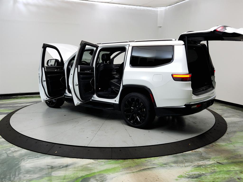 2023 Jeep Wagoneer - $34,995