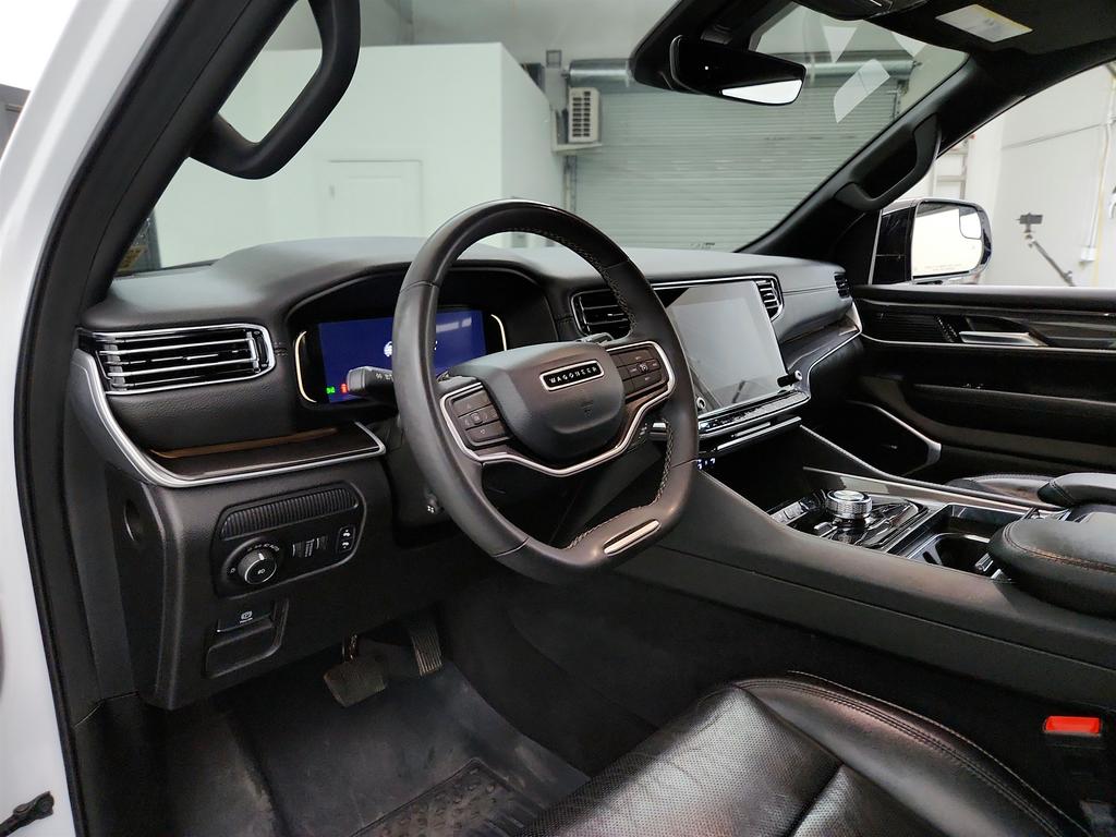 2023 Jeep Wagoneer - $34,995