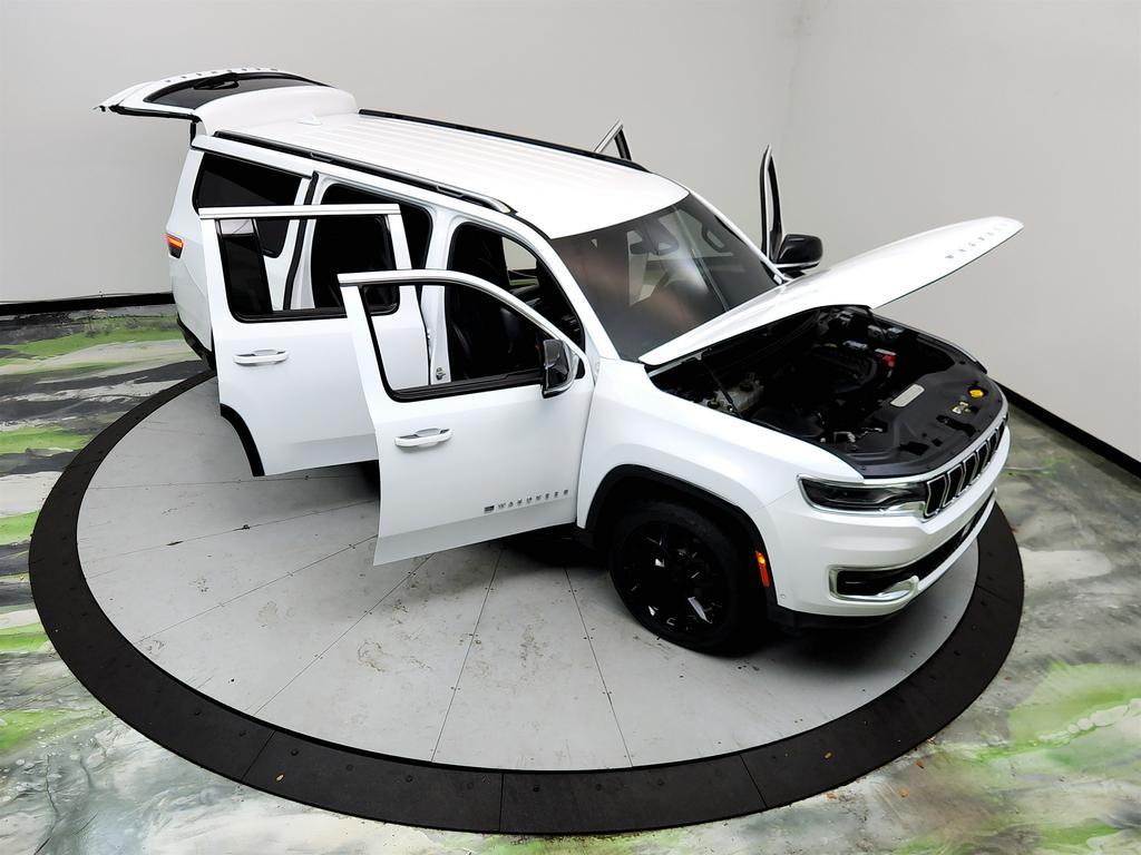 2023 Jeep Wagoneer - $34,995