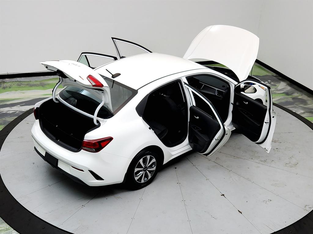 2023 Kia Rio - $10,750