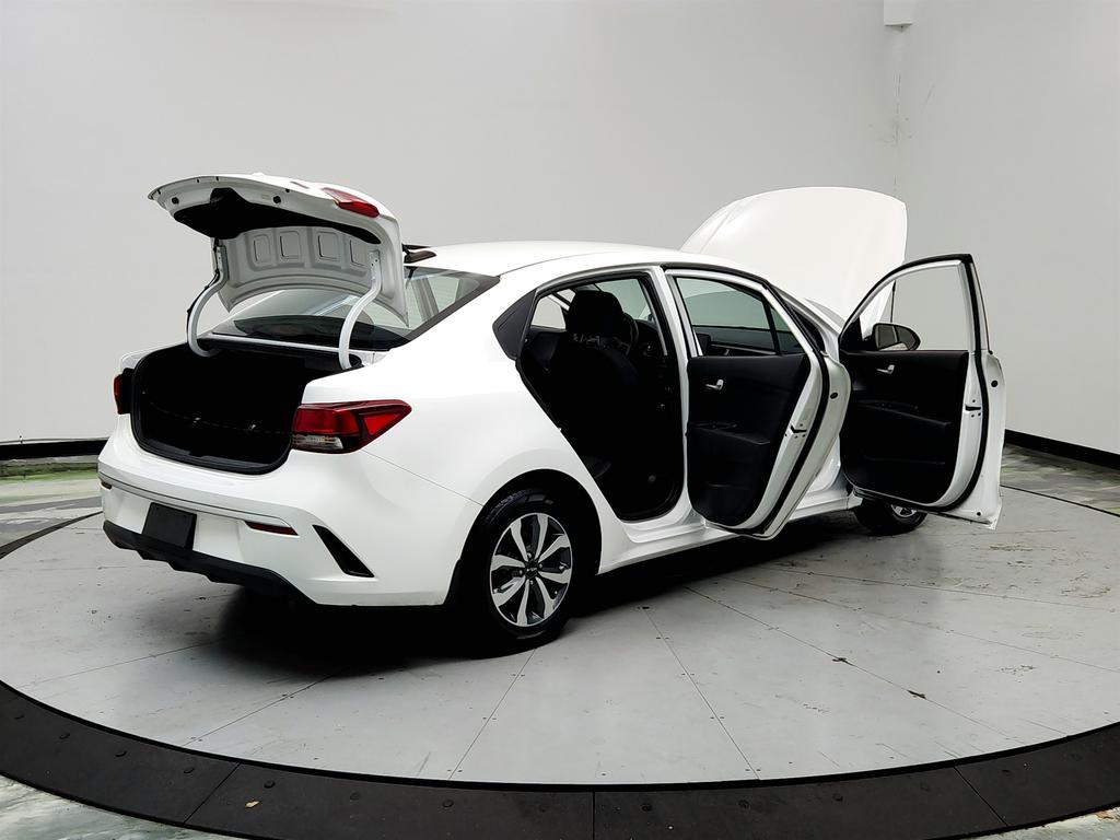 2023 Kia Rio - $10,750
