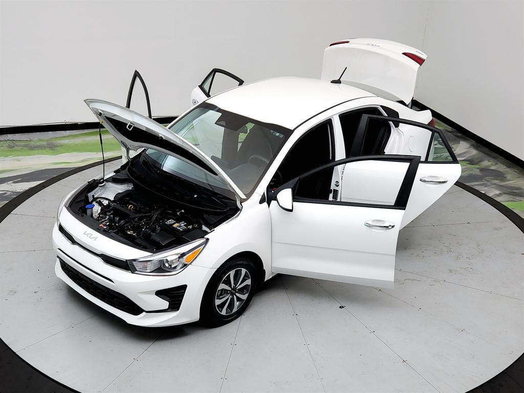 2023 Kia Rio - $10,750
