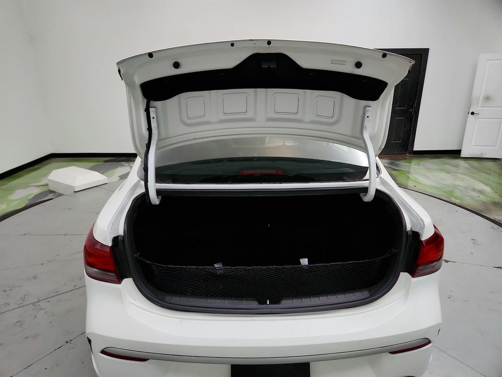 2023 Kia Rio - $10,750