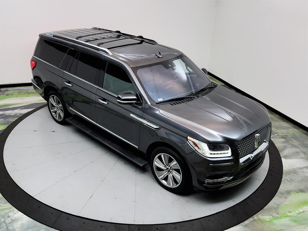 2018 Lincoln Navigator - $22,450