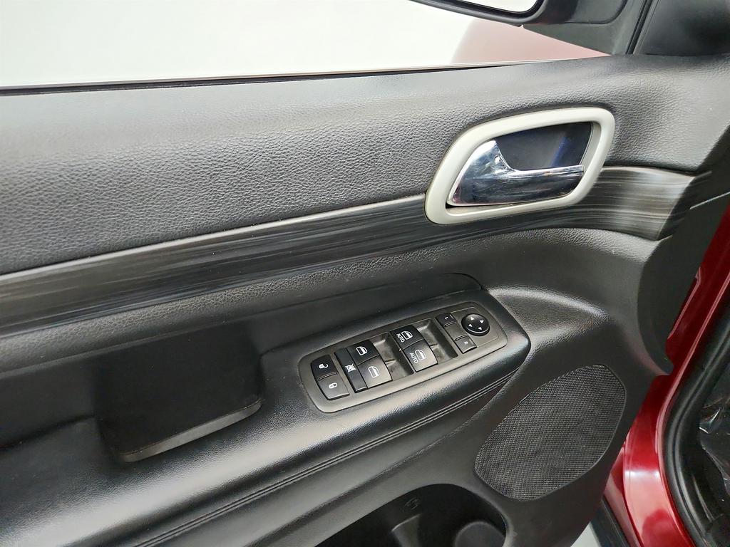 2021 Jeep Cherokee - $15,850