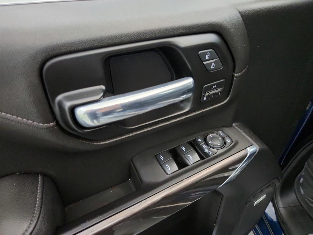 2020 Chevrolet Silverado - $38,495