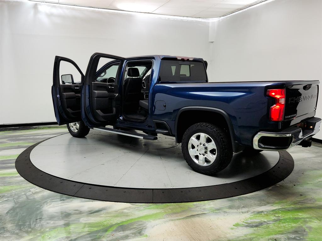 2020 Chevrolet Silverado - $38,495
