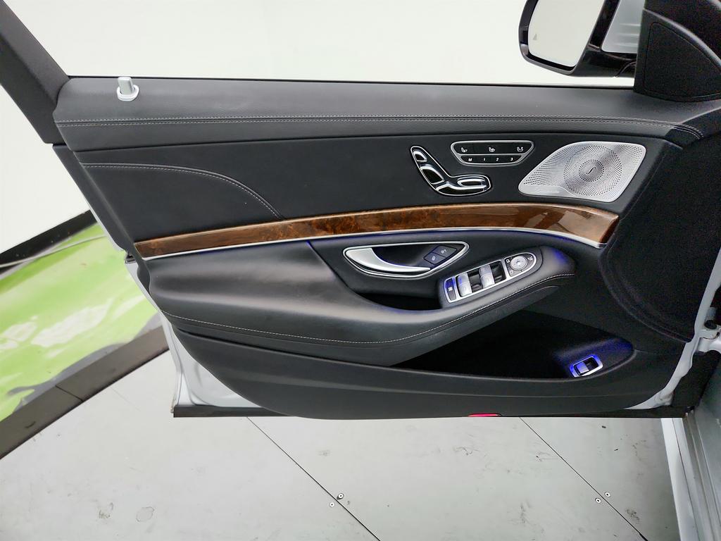 2015 Mercedes-Benz S Class - $18,850