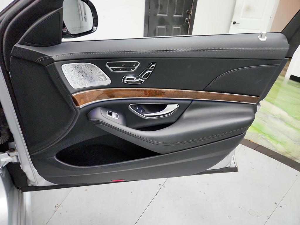 2015 Mercedes-Benz S Class - $18,850