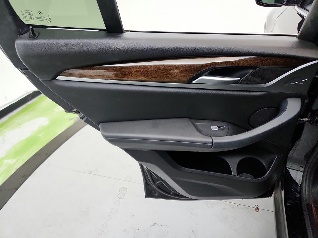 2021 BMW X3 - $15,995