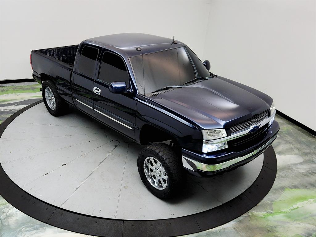 2005 Chevrolet Silverado 1500 - $8,495