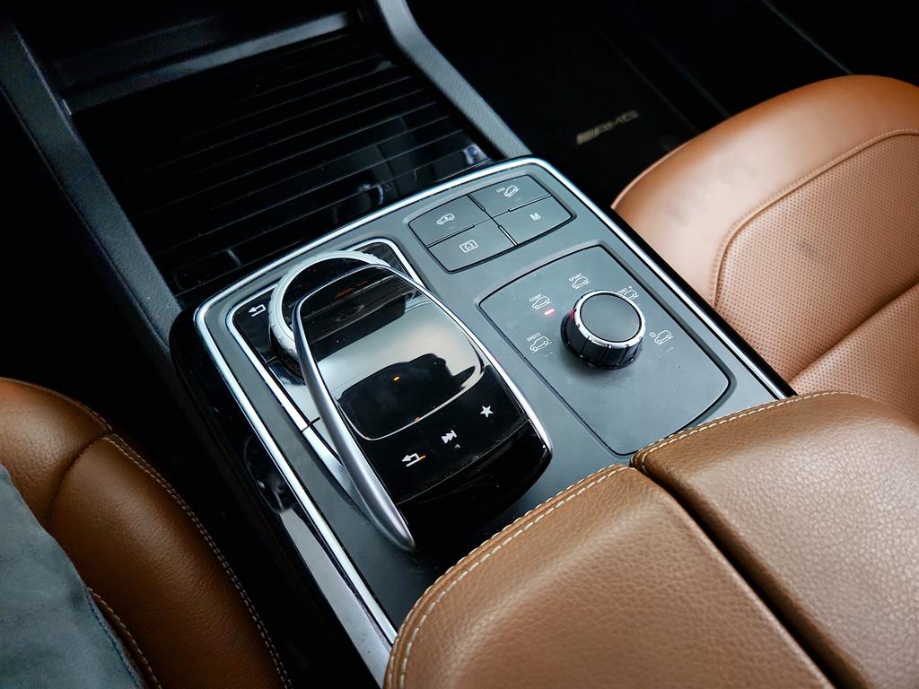 2019 Mercedes-Benz E-Class - $23,650