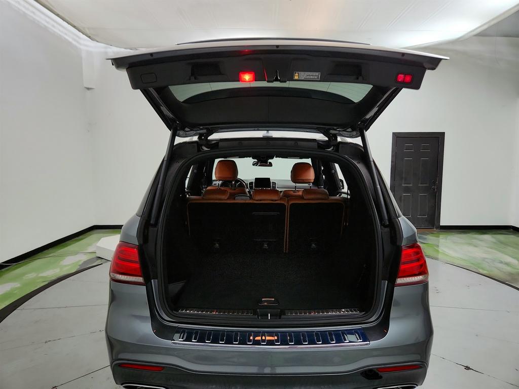 2019 Mercedes-Benz E-Class - $23,650