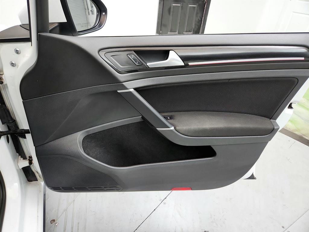 2017 Volkswagen Golf - $10,645